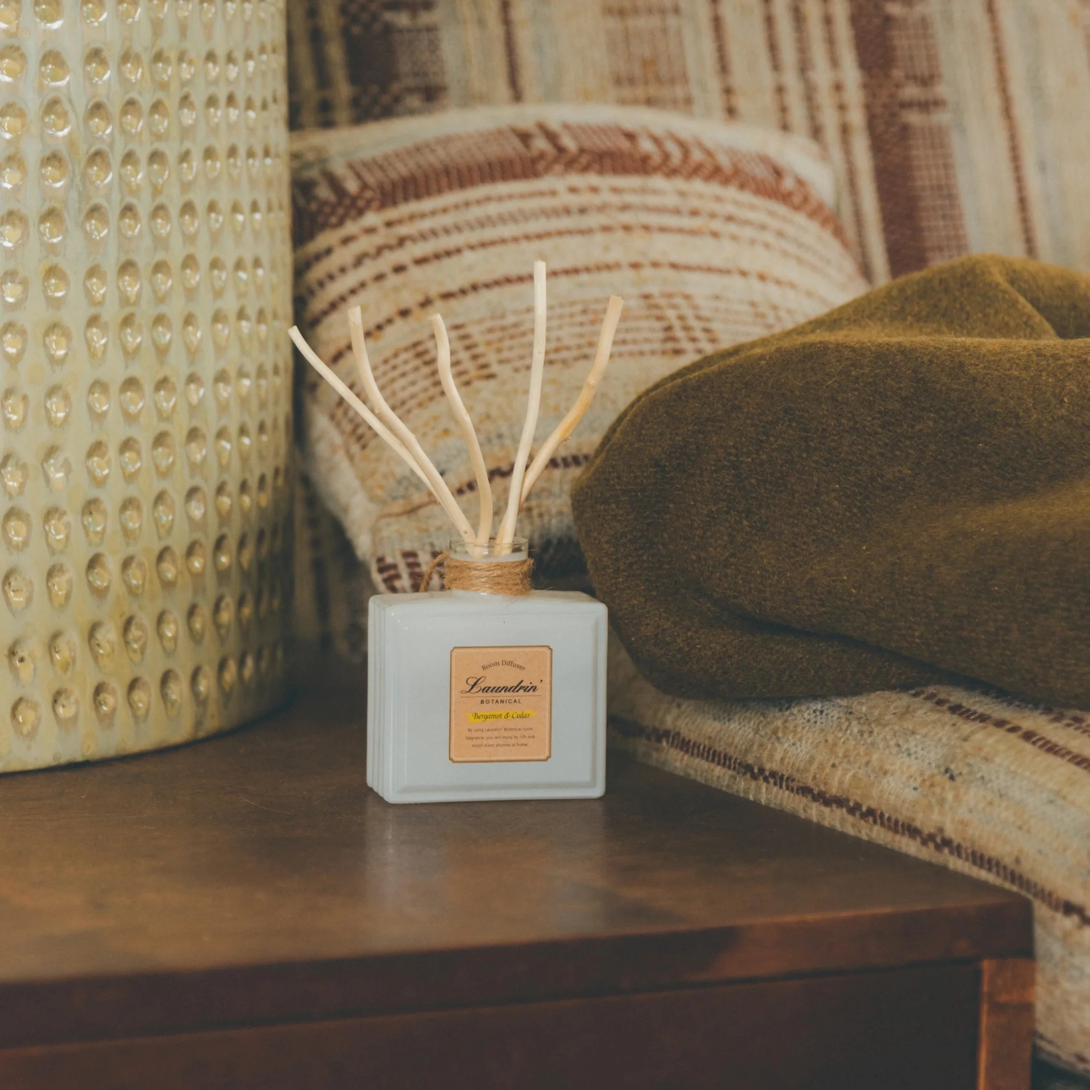 Laundrin Botanical Room Diffuser Bergamot & Cedar 80ml - Image 6