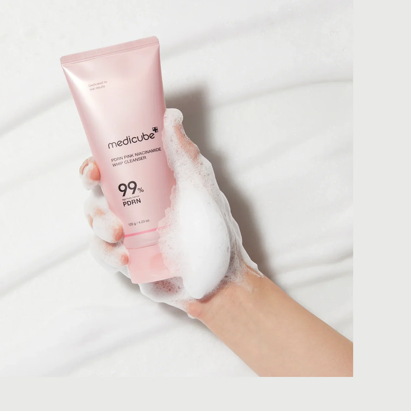 MEDICUBE PDRN Pink Niacinamide Whip Cleanser 120g - Image 2